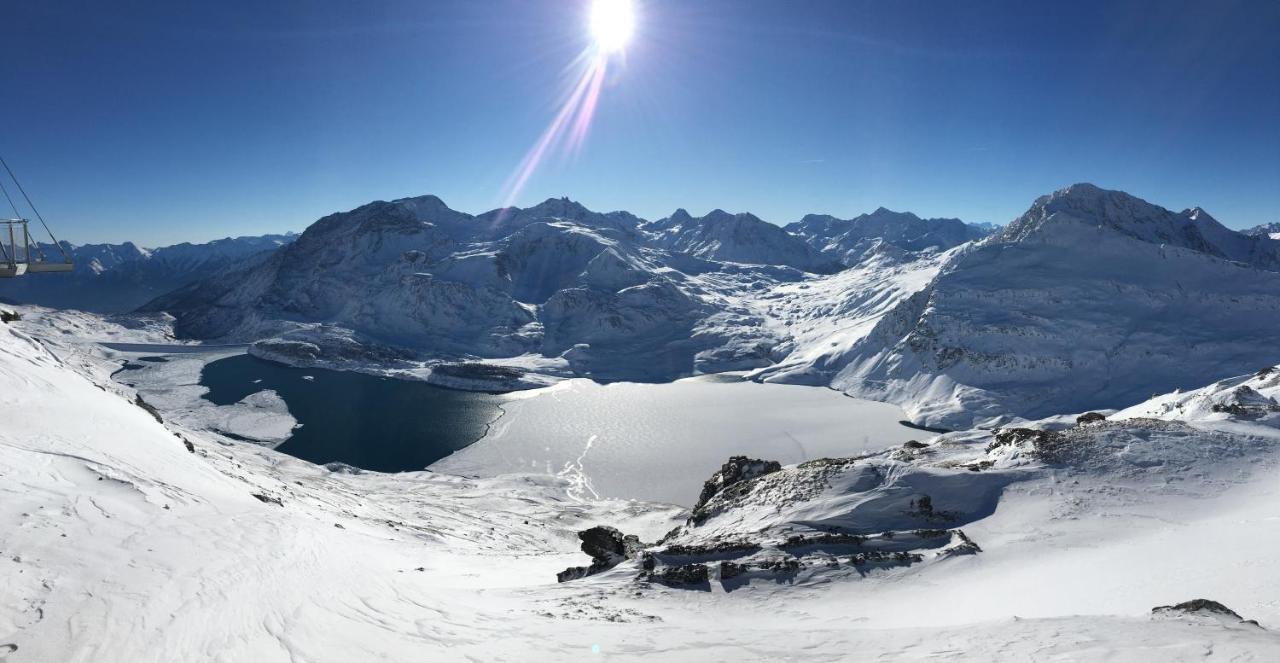 Appartement duplex neuf au centre, lits faits à l'arrivée Lanslebourg-Mont-Cenis Esterno foto