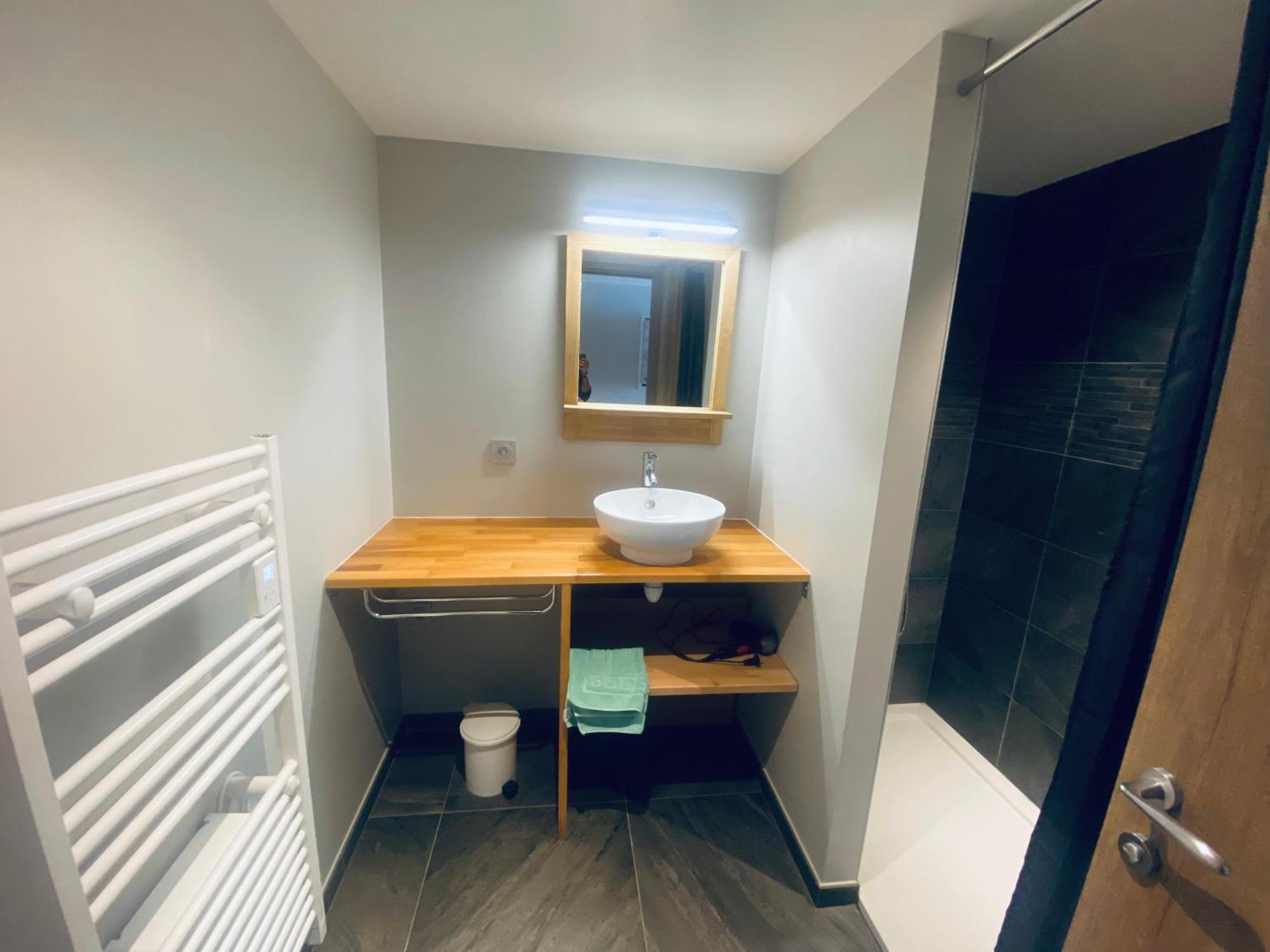 Appartement duplex neuf au centre, lits faits à l'arrivée Lanslebourg-Mont-Cenis Esterno foto